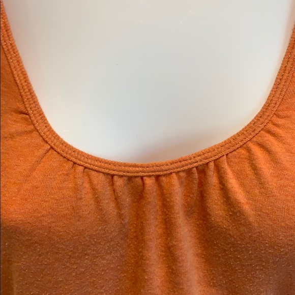 Sexy Basic Tee by Express - Picture 4 of 9